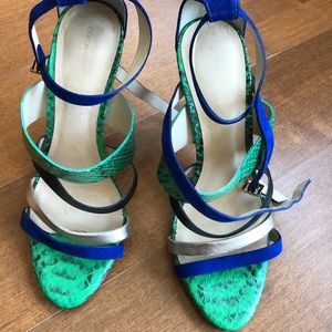 Gorgeous Cosmoparis sandals
